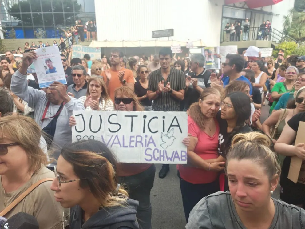 Comodoro marchó por justicia para Valeria Schwab