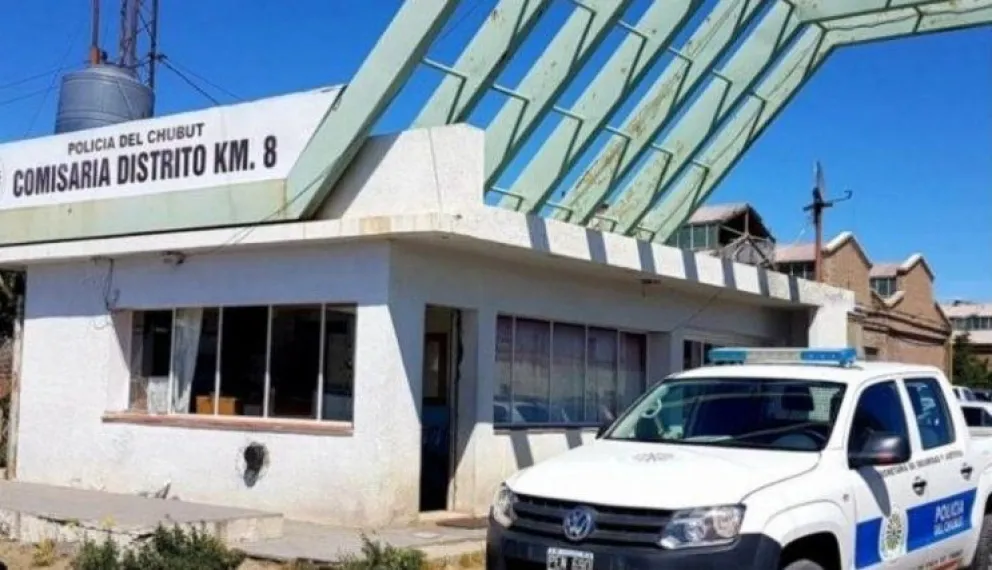 Un joven dice que le pegaron un tiro cuando caminaba por una calle de Km 8