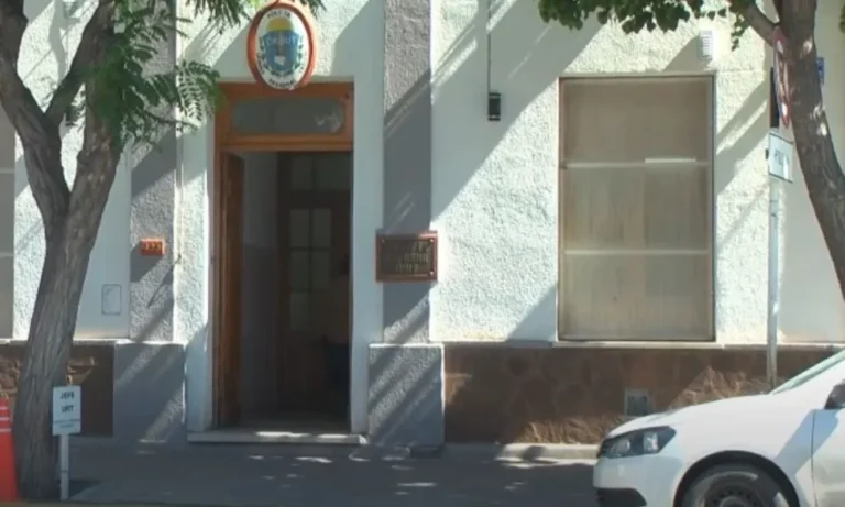 Murió un preso en el calabozo de una comisaría de Trelew