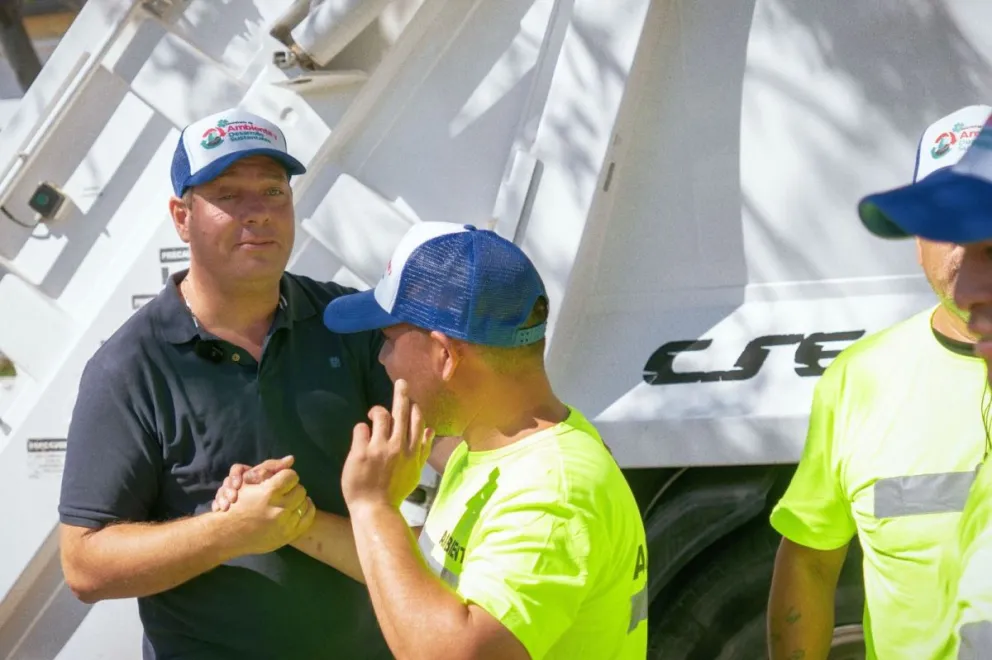 La Municipalidad de Rawson entregó nueva indumentaria al personal de Ambiente y Desarrollo Sustentable