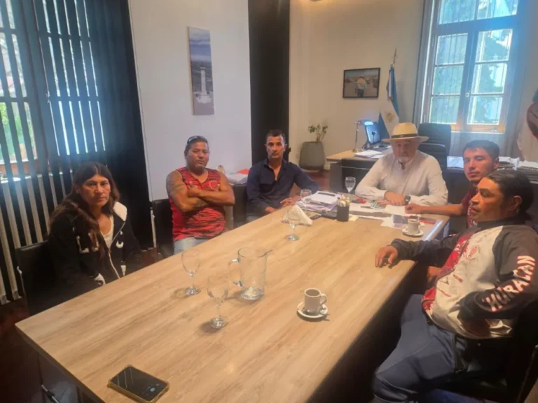 El padre del joven desaparecido desconfía hasta de la Policía