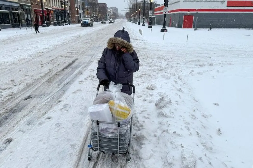 La tormenta invernal Fern ya dejó al menos 25 muertos y mantiene a miles de hogares sin energía en Estados Unidos