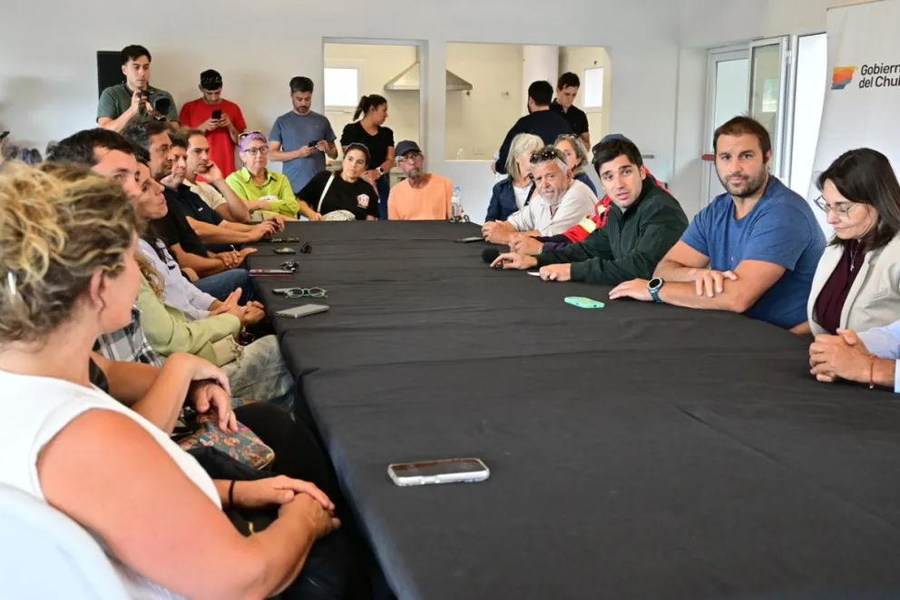 Torres impulsa medidas para fortalecer el turismo en la Cordillera tras los incendios