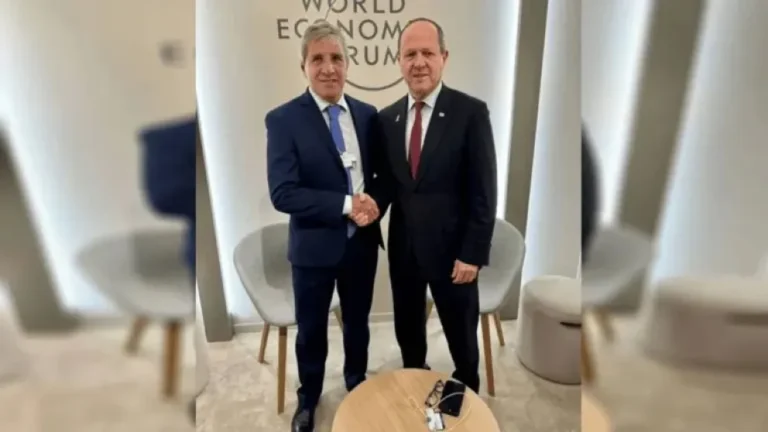 Luis Caputo confirmó que el ministro de Economía israelí arribará a la Argentina en marzo