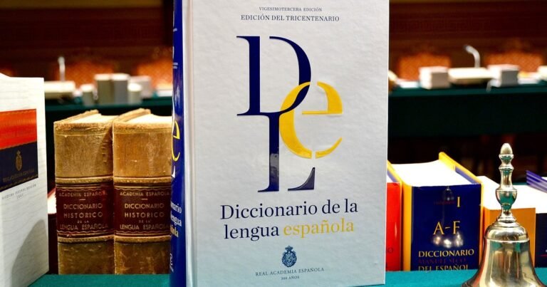 Crudivorismo, loguearse y turismofobia: las nuevas palabras que sumó el Diccionario de la RAE
