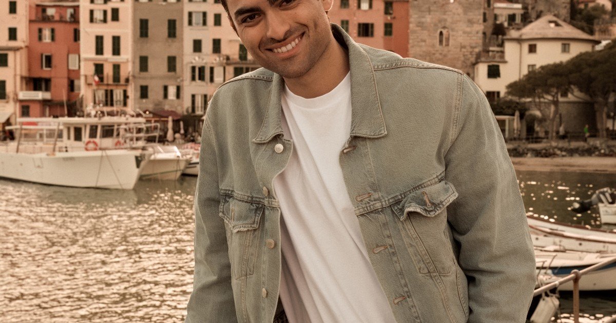 Matteo Bocelli armó una carrera solista con apellido ilustre, pop lírico, temas en castellano y trabajos como modelo y actor