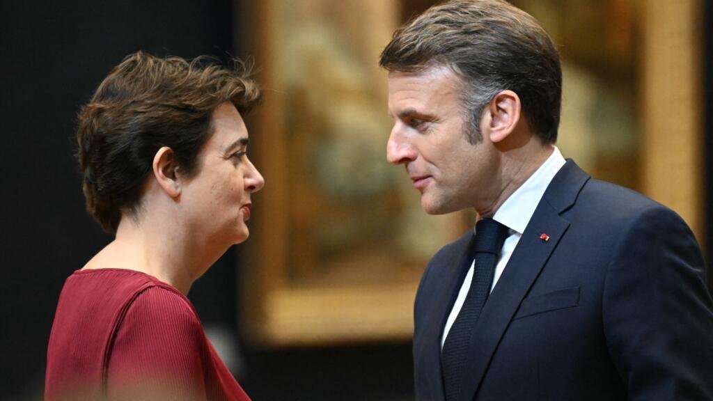 Emmanuel Macron acepta la dimisión de la directora del Louvre, Laurence des Cars