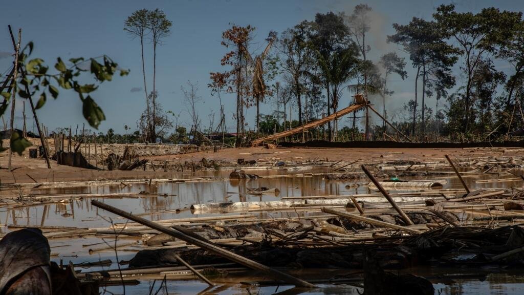Guardianes de la Trocha: la banda que se disputa el oro y siembra el terror en La Pampa peruana