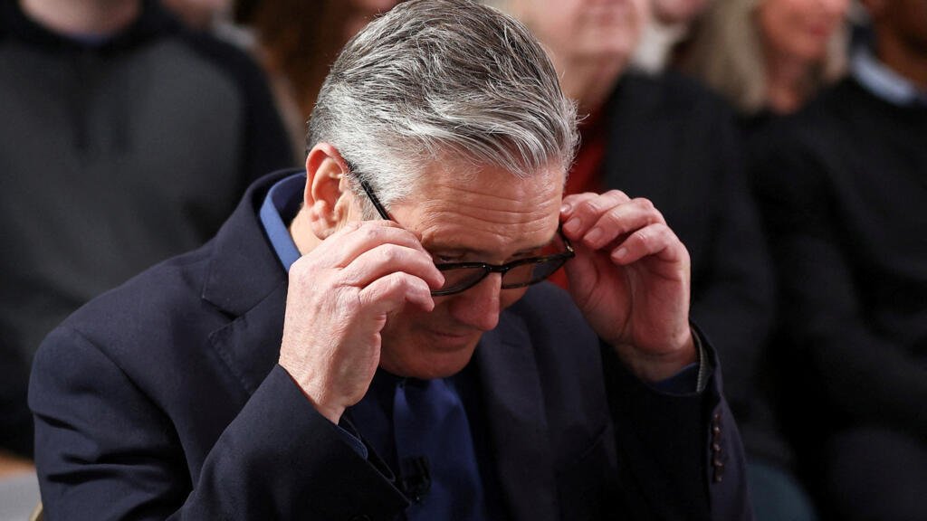 Keir Starmer, acorralado: el escándalo Epstein pone en duda la continuidad del premier británico