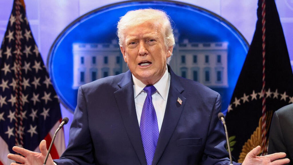 Entre la disputa con el Supremo y las tensiones globales: así llega Trump al discurso del estado de la Unión