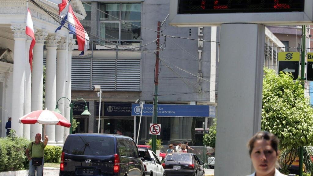 Apagón en Paraguay: en medio de una ola de calor gran parte del país se queda sin electricidad