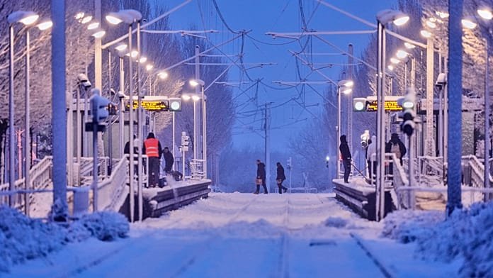 Nevadas en Fráncfort alteran los vuelos en el mayor aeropuerto de Alemania