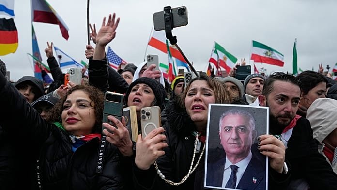 Más de 200.000 se manifiestan en Múnich por Reza Pahlavi y un cambio de régimen en Irán