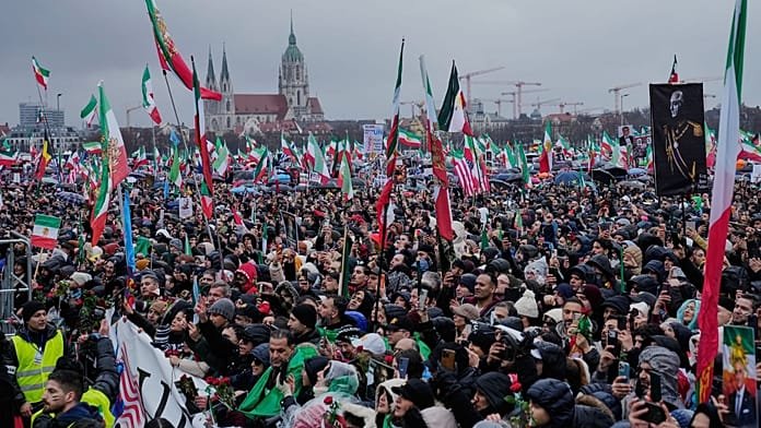 ¿Qué le espera a Irán tras las protestas? 5 posibles escenarios del futuro del país