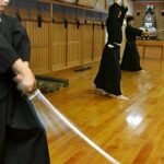 Repunta el interés por las katanas, un maestro japonés mantiene vivo un arte centenario