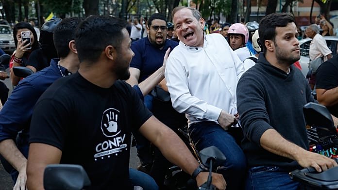 Venezuela: Arresto domiciliario para el opositor Juan Pablo Guanipa tras revocarse su excarcelación