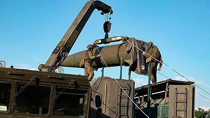 ¿Un nuevo paraguas nuclear para Europa? Merz inicia el debate con Macron