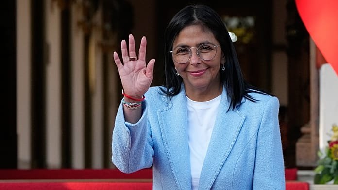 "Tendrá que responder ante Venezuela": Delcy Rodríguez le cierra las puertas a Machado