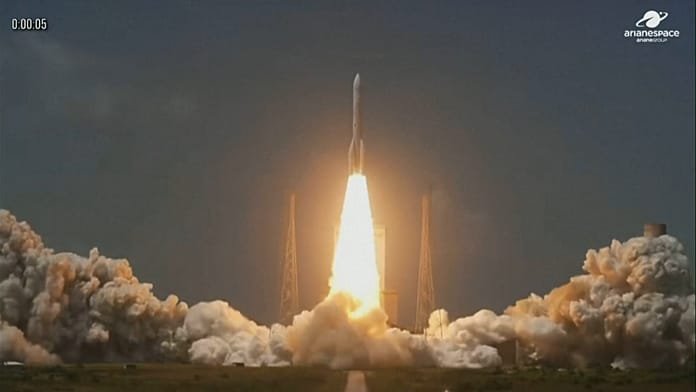 Despega el Ariane 64, el cohete más potente de Europa con satélites de Amazon