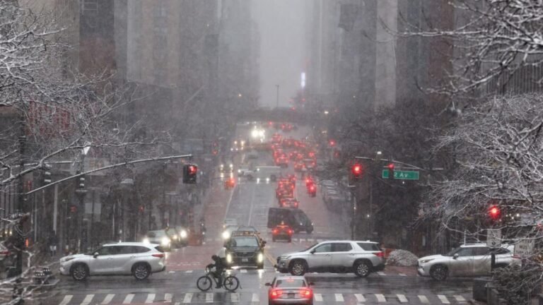 Nueva York impone toque de queda ante la llegada de una poderosa tormenta
