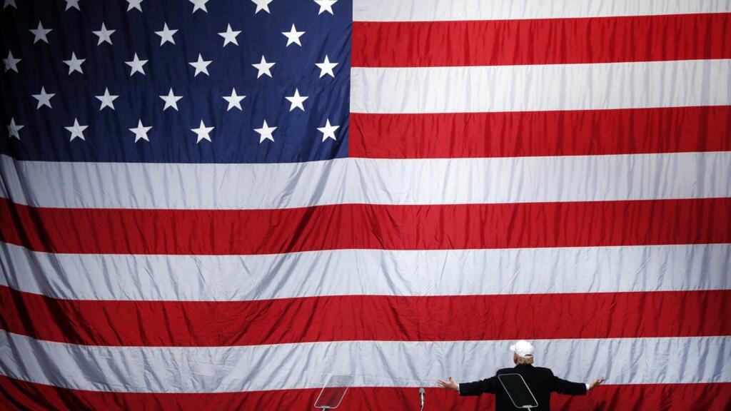 "Ley para que las Elecciones Vuelvan a Ser Grandes": ¿busca Trump inclinar la balanza a su favor?