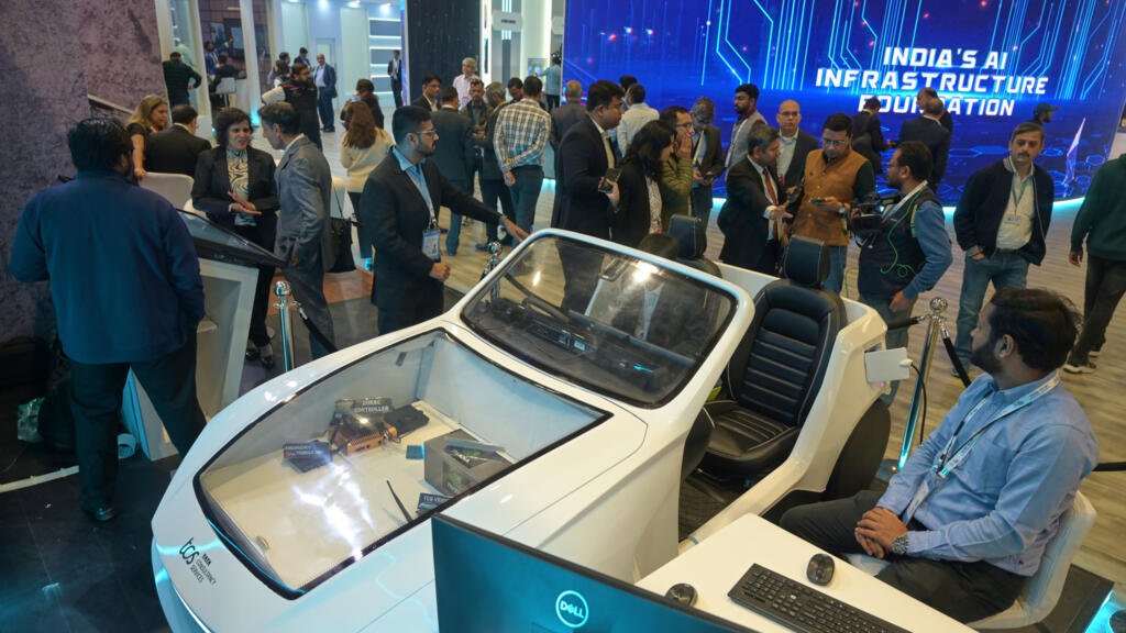 Cumbre de IA en Nueva Delhi: ¿puede India convertirse en una potencia tecnológica sin profundizar las desigualdades?