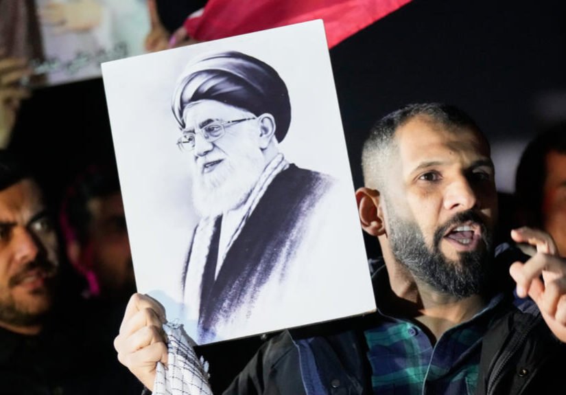 Incertidumbre sobre Ali Jamenei: Netanyahu sugiere que está muerto; en Irán no aclaran su paradero