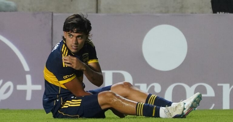 El Changuito Zeballos sintió una molestia muscular y se encendieron las alarmas en Boca