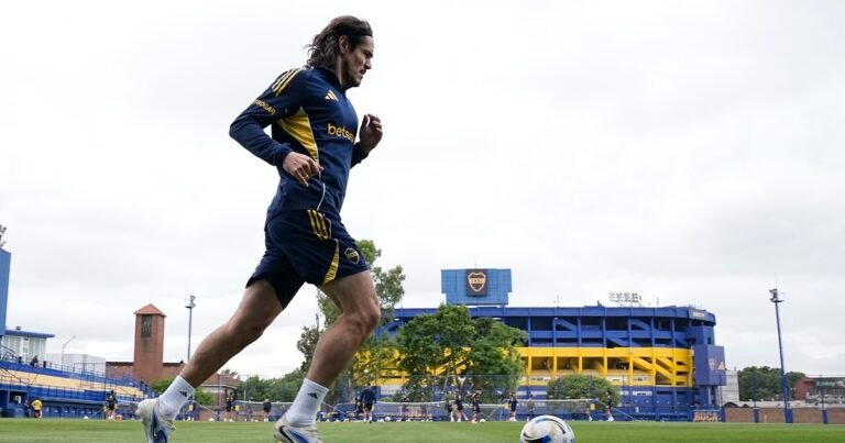 Boca hizo oficial la convocatoria de Edinson Cavani, el día de su cumpleaños 39: cuándo fue su último partido