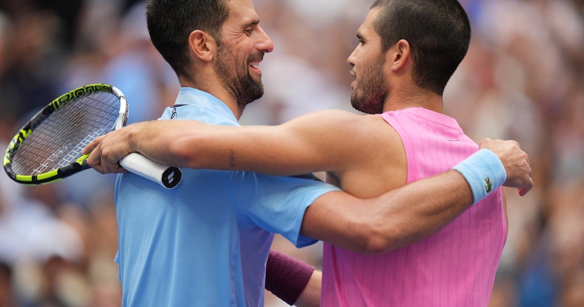 Carlos Alcaraz vs Novak Djokovic en la final del Abierto de Australia 2026: horario y cómo ver en vivo y online