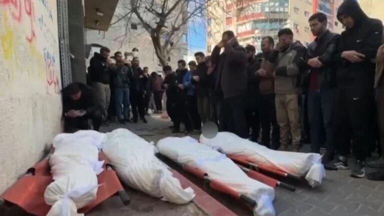 Ataques israelíes matan a al menos 20 personas en Ciudad de Gaza y Khan Younis