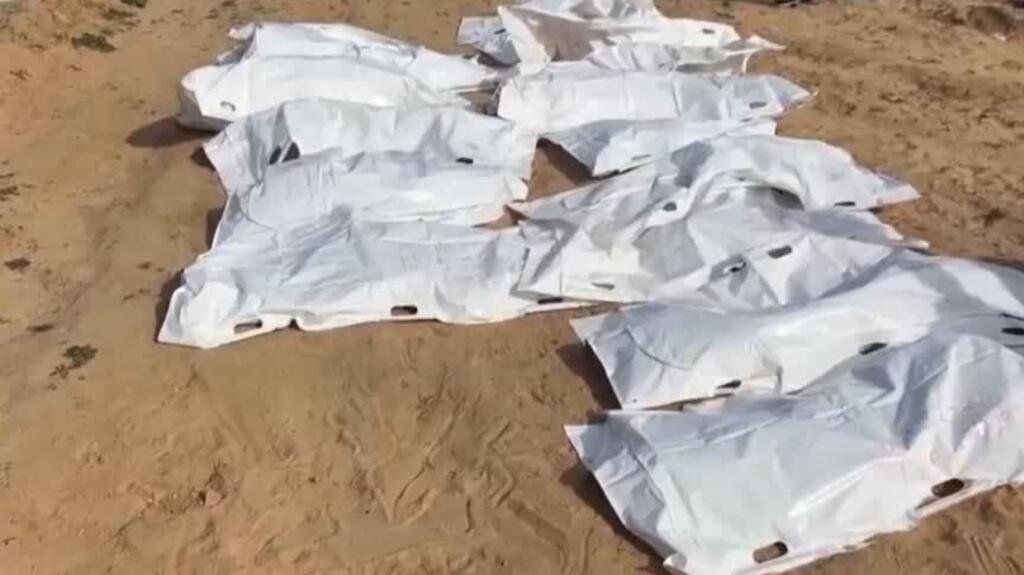 Inician entierros de palestinos no identificados en Gaza