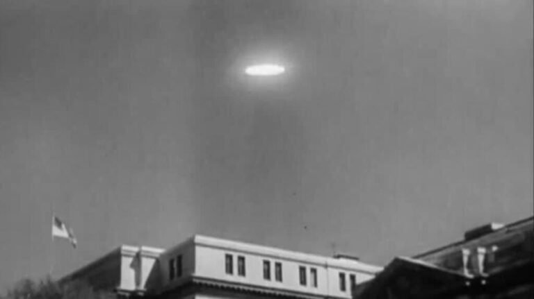 Trump ordena revelar archivos relacionados con extraterrestres y Ovnis