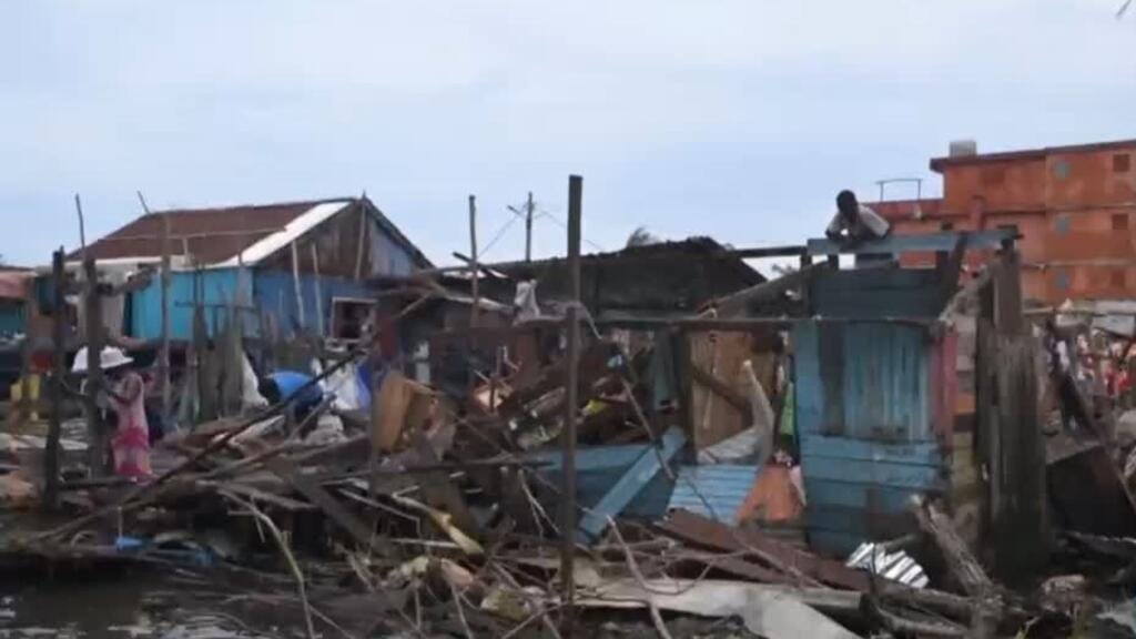 Al menos 60 muertos tras paso de ciclón Gezani en Madagascar