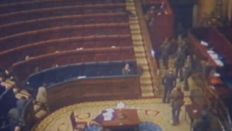 España desclasifica documentos secretos del 23-F tras 45 años