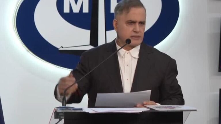 Saab renuncia como fiscal general de Venezuela: un repaso por su carrera política