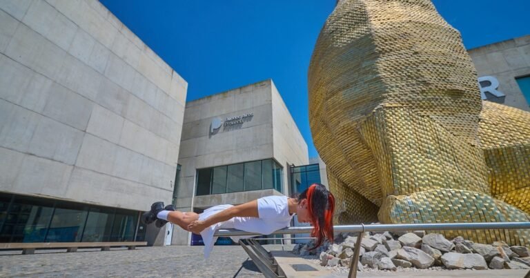 De Mar del Plata a Art Basel: la argentina Lux Valladolid interpela el libre albedrío