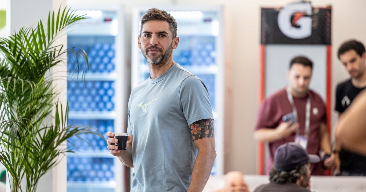 La increíble semana de Guido Andreozzi: tres días de viaje y 40.000 kilómetros para debutar en la Copa Davis y ahora ser semifinalista del Argentina Open