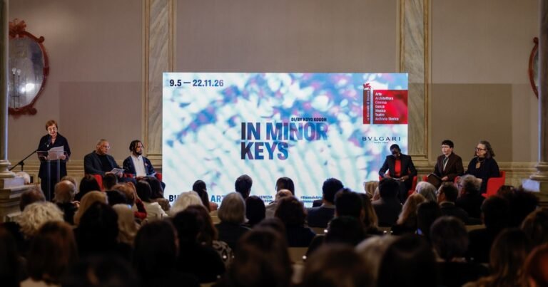 "Bajar un cambio": la 61ª Bienal de Venecia se prepara para la escucha y la lentitud