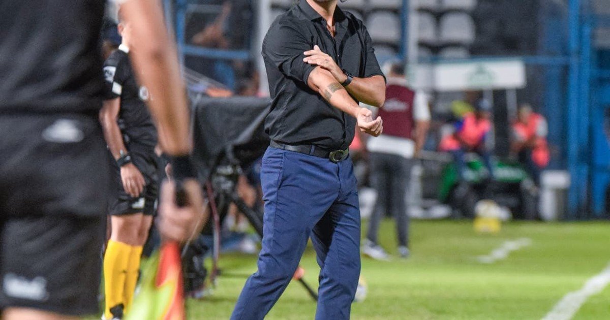 Atlético Tucumán se quedó sin DT: se fue Hugo Colace y ya son cinco los equipos que cambiaron de entrenador en las primeras siete fechas