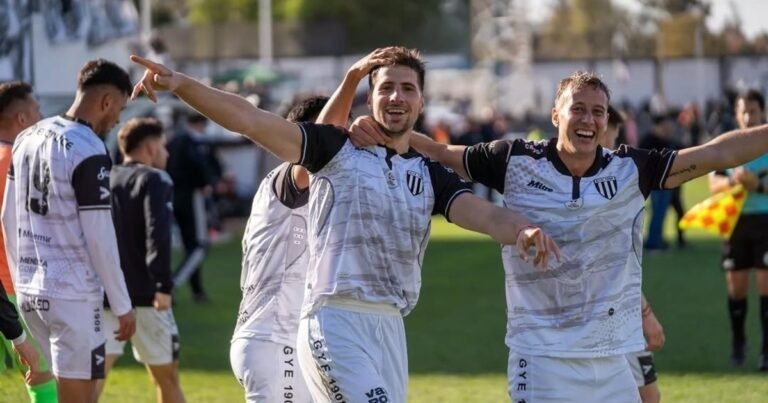 La AFA se quedó con los derechos de TV de la Primera Nacional y anunció cómo se transmitirán los partidos: cuánto recibirán los clubes