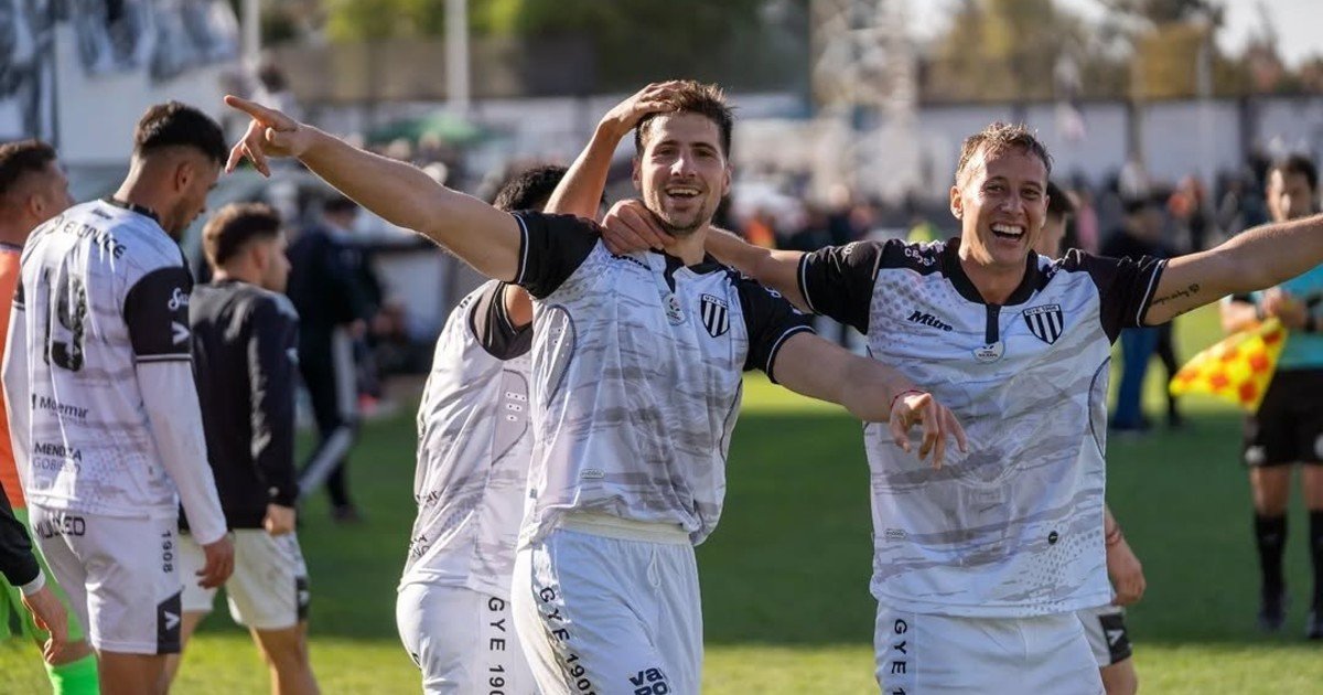 La AFA se quedó con los derechos de TV de la Primera Nacional y anunció cómo se transmitirán los partidos: cuánto recibirán los clubes