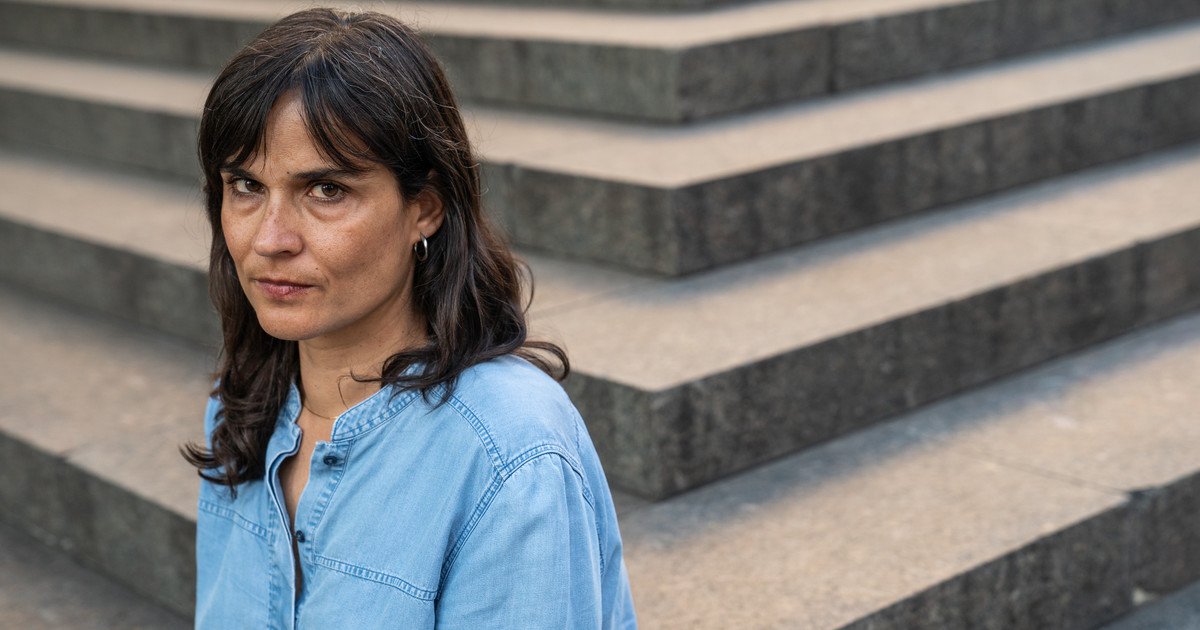 Carolina Sanín: "Un texto literario dicta su propia ley"