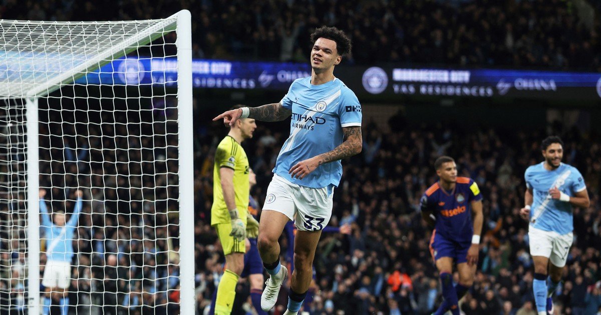 Manchester City logró un triunfazo ante Newcastle y le mete presión al Arsenal, decidido a llevarse la Premier League de arremetida