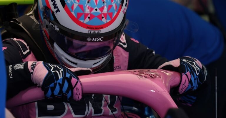 Franco Colapinto y una productiva mañana en Bahréin: dio 64 vueltas tras el problema en el día 1 y fue Top 6 para la ilusión de Alpine