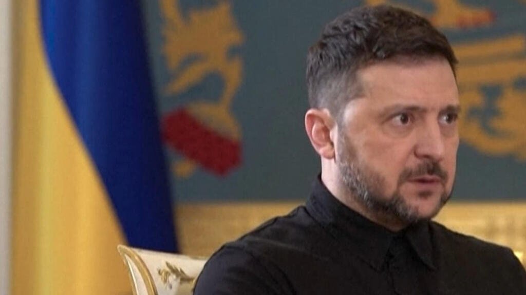 Zelenski destaca avances militares y niega derrota ucraniana frente a Rusia