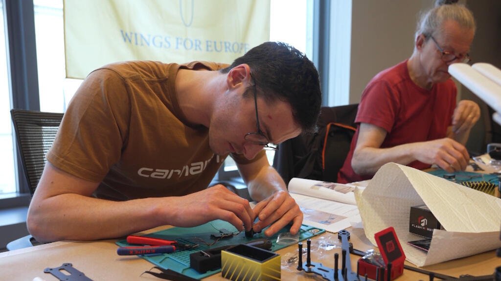 Guerra en Ucrania: civiles en Bélgica ensamblan drones para el Ejército de Kiev