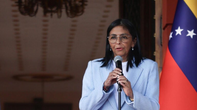 Delcy Rodríguez cierra siete entidades chavistas; 444 considerados presos políticos excarcelados: Foro Penal