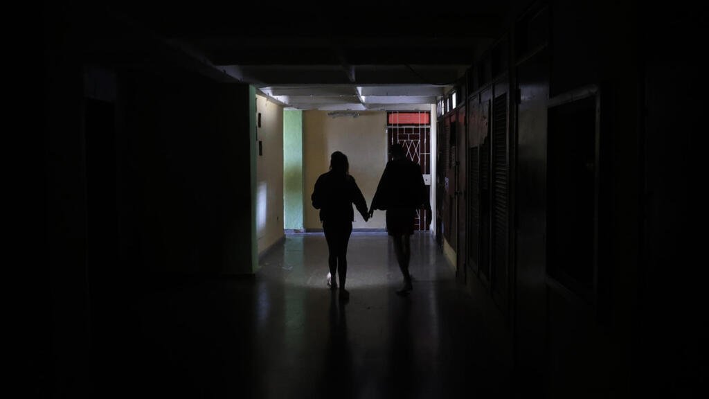 #CubaHoy: más de la mitad de la isla enfrenta un domingo a oscuras; EE. UU. captura un petrolero en el Índico