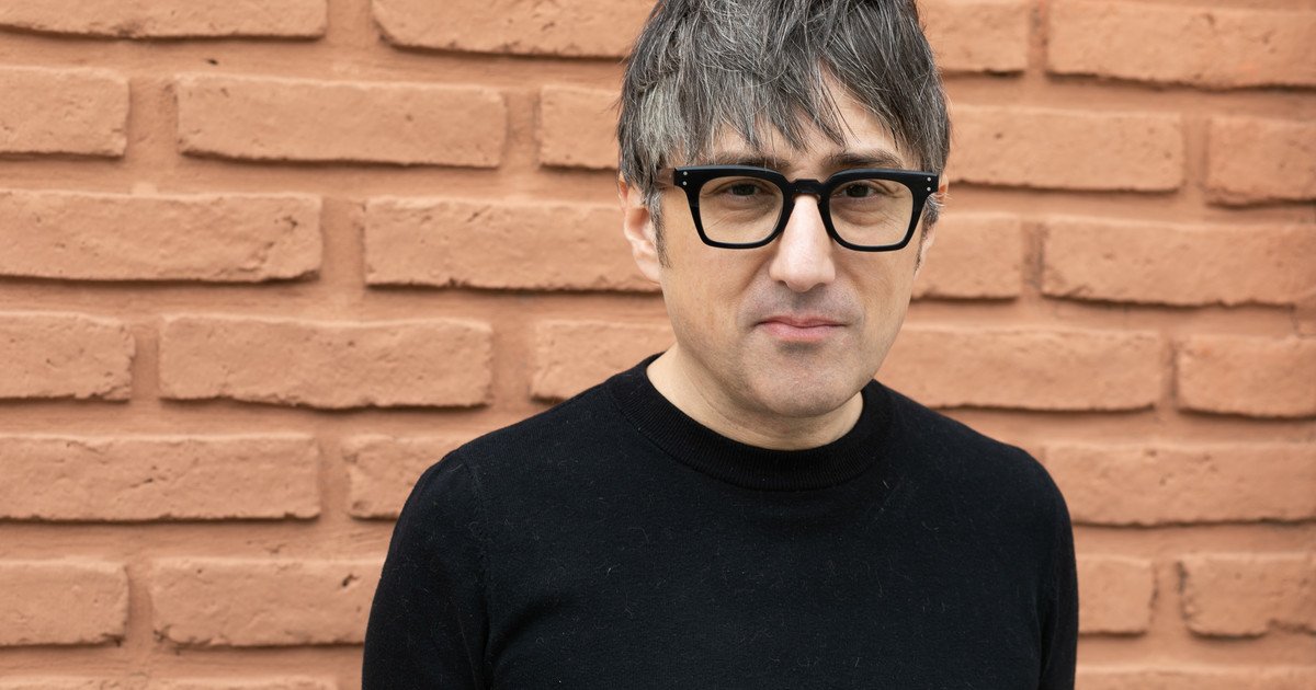 Patricio Pron: "Las tecnologías han sido muy eficaces en el borrado del pasado"